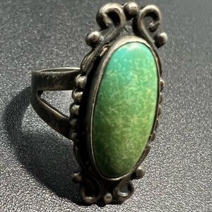 Vintage Native American Sterling Silver Green Turquoise Ring Size 6.5